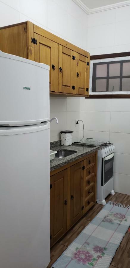 Apartamento Kitnet Em
